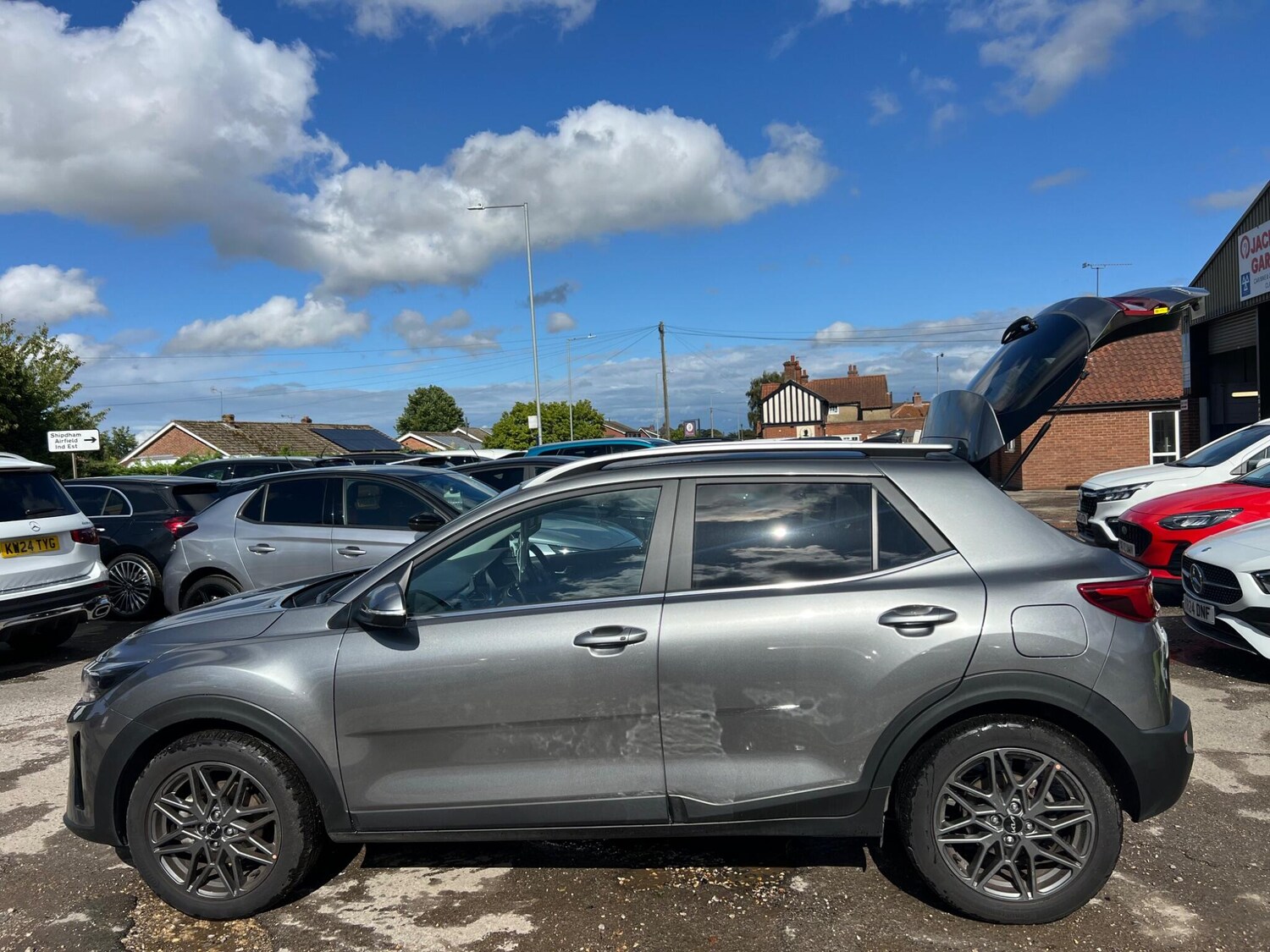 Used Kia Stonic 2024 for sale - 75553292: Photo 66