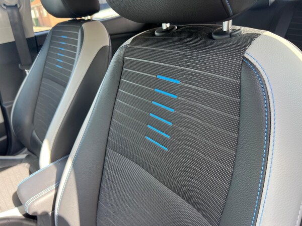 Used Kia Stonic 2024 for sale - 75553292: Photo 73