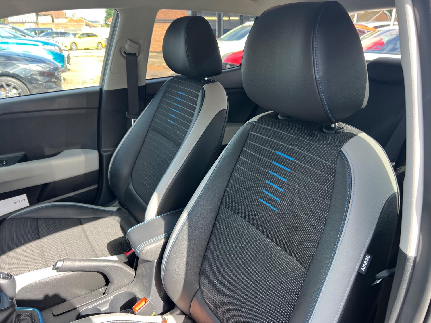 Used Kia Stonic 2024 for sale - 75553292: Photo 74