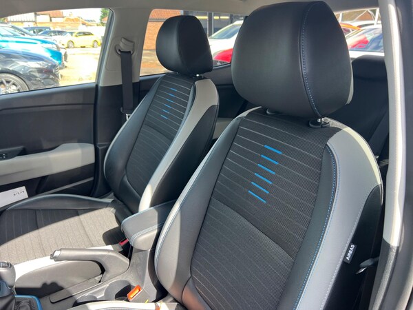 Used Kia Stonic 2024 for sale - 75553292: Photo 74
