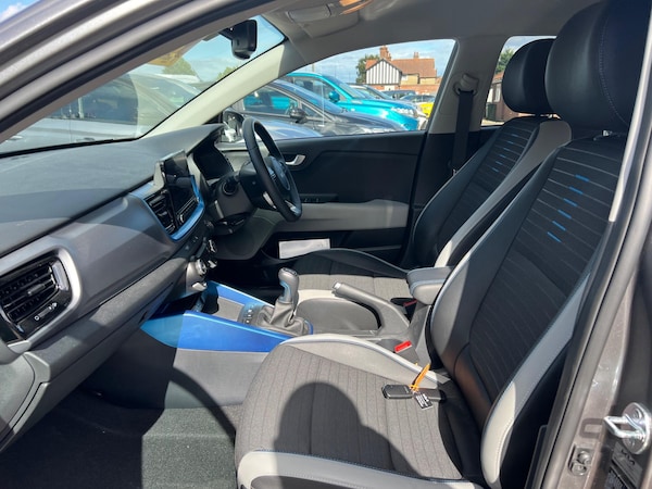 Used Kia Stonic 2024 for sale - 75553292: Photo 75