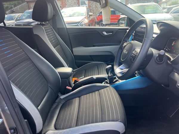 Used Kia Stonic 2024 for sale - 75553292: Photo 91