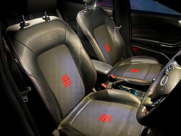 Used Ford Fiesta 2020 for sale - 75670908: Photo 2