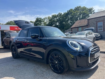 Used MINI Hatch 2023 for sale - 79316117: Photo