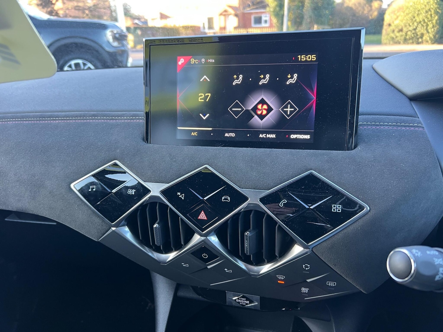 Used DS Automobiles DS 3 Crossback 2022 for sale - 76592446: Photo 100