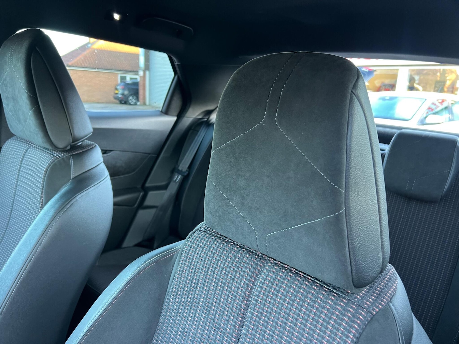 Used DS Automobiles DS 3 Crossback 2022 for sale - 76592446: Photo 52