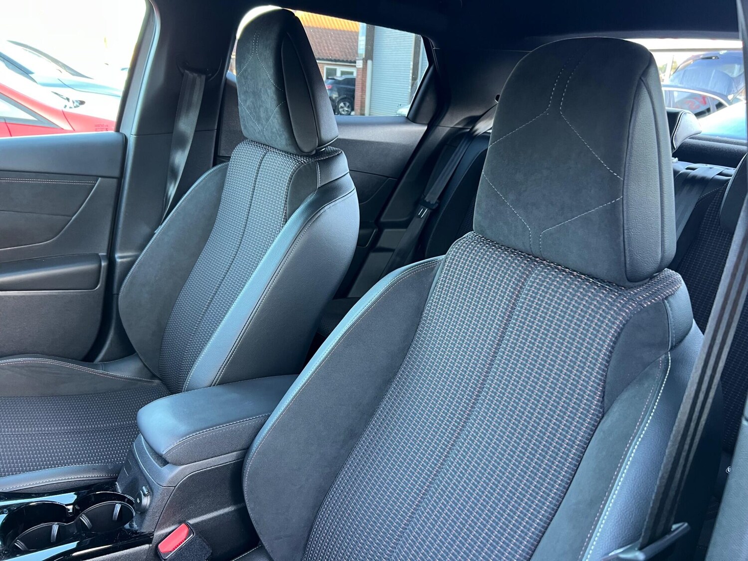 Used DS Automobiles DS 3 Crossback 2022 for sale - 76592446: Photo 53