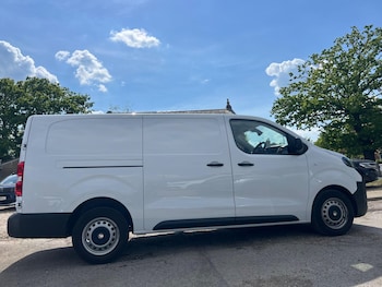Used Vauxhall Vivaro 2024 for sale - 78528327: Photo