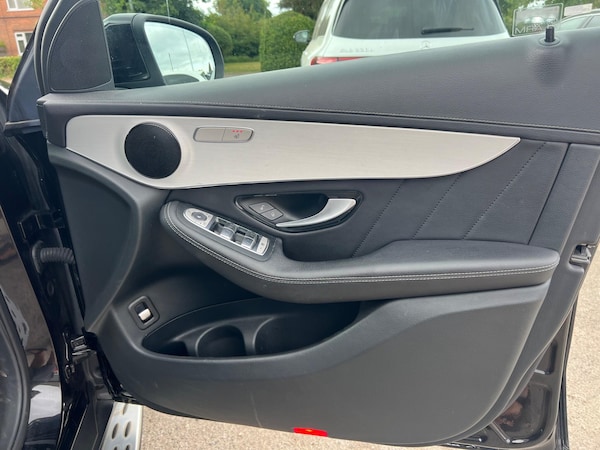 Used Mercedes-Benz GLC 2022 for sale - 75589640: Photo 87