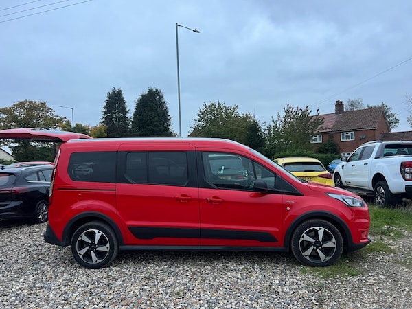 Used Ford Grand Tourneo Connect 2022 for sale - 76042552: Photo 5