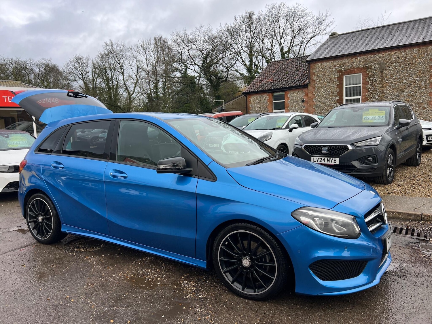 Used Mercedes-Benz B Class 2017 for sale - 77550440: Photo 11