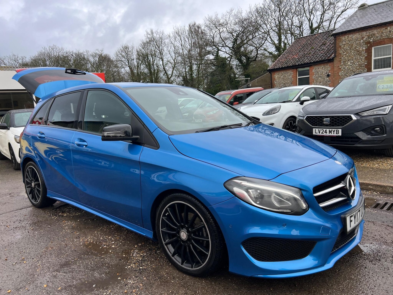 Used Mercedes-Benz B Class 2017 for sale - 77550440: Photo 14