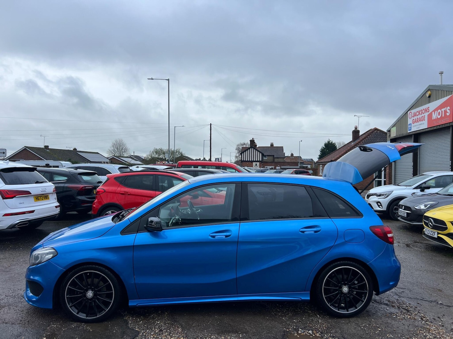 Used Mercedes-Benz B Class 2017 for sale - 77550440: Photo 27