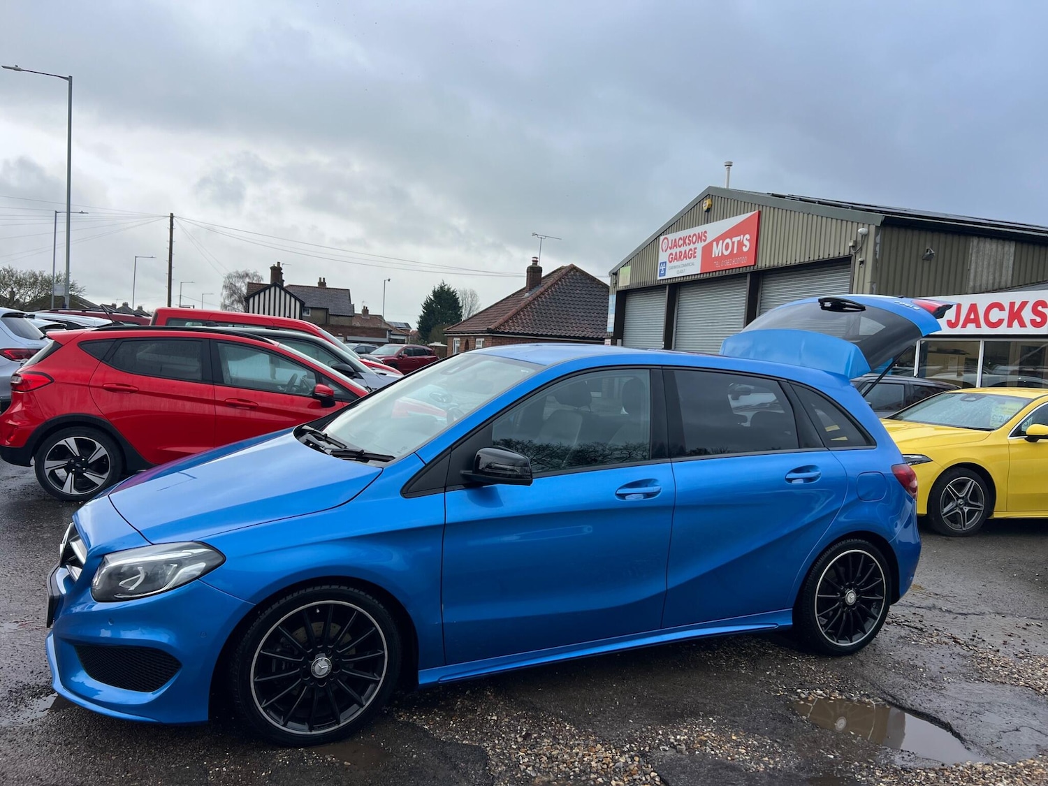 Used Mercedes-Benz B Class 2017 for sale - 77550440: Photo 40