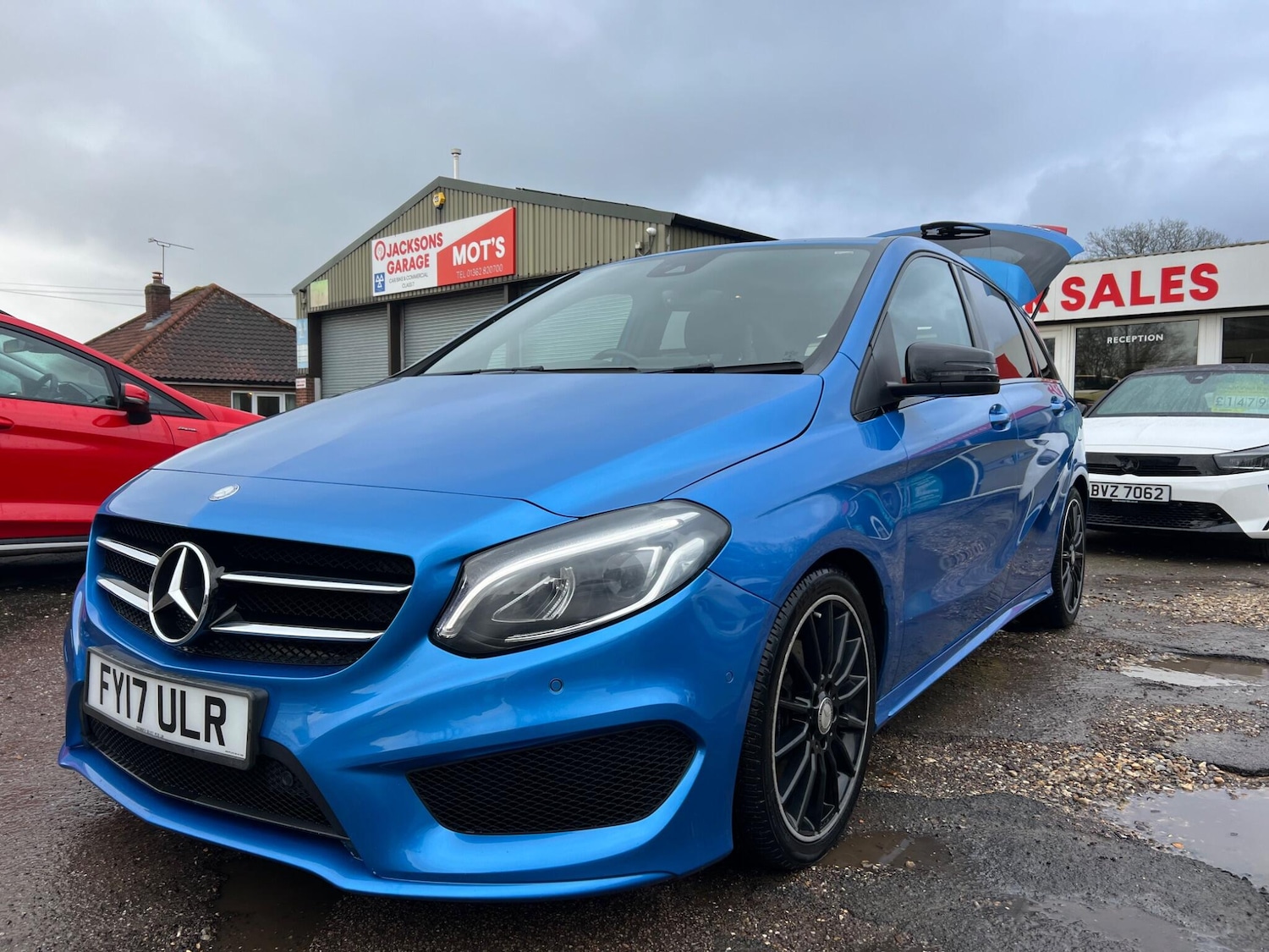 Used Mercedes-Benz B Class 2017 for sale - 77550440: Photo 5