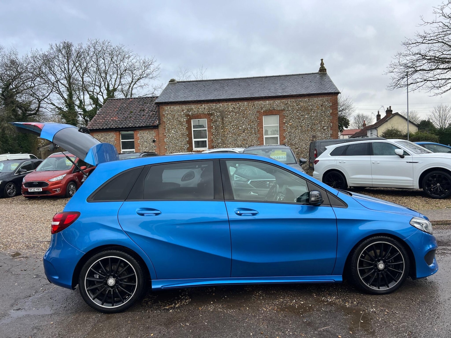 Used Mercedes-Benz B Class 2017 for sale - 77550440: Photo 73