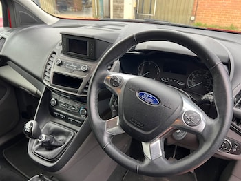 Used Ford Grand Tourneo Connect 2022 for sale - 76031598: Photo 4