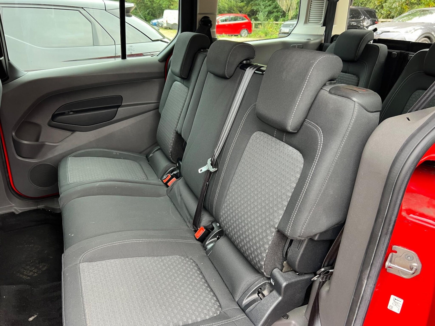 Used Ford Grand Tourneo Connect 2022 for sale - 76031598: Photo 8