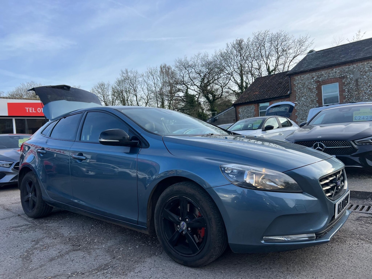 Used Volvo V40 2014 for sale - 77970548: Photo 19