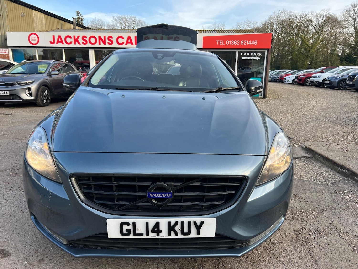 Used Volvo V40 2014 for sale - 77970548: Photo 25