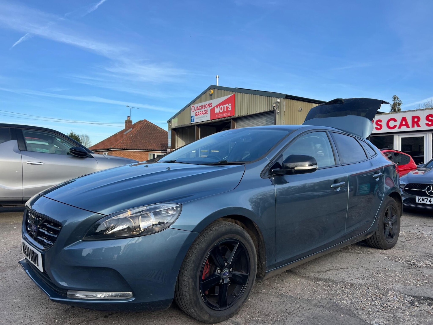 Used Volvo V40 2014 for sale - 77970548: Photo 30