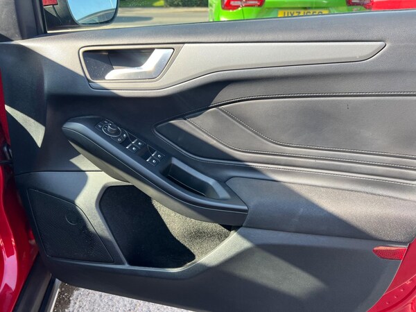 Used Ford Focus 2022 for sale - 74081438: Photo 10