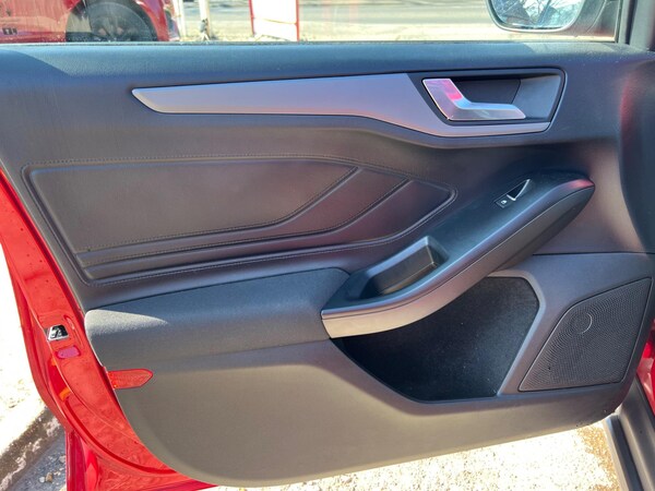 Used Ford Focus 2022 for sale - 74081438: Photo 22