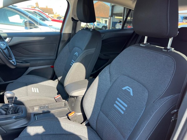 Used Ford Focus 2022 for sale - 74081438: Photo 24