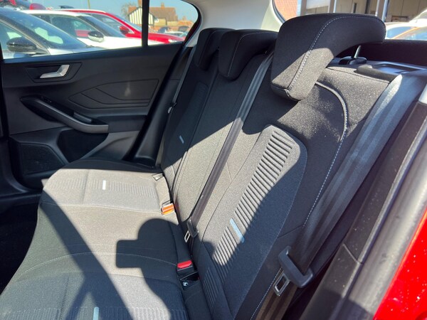 Used Ford Focus 2022 for sale - 74081438: Photo 32
