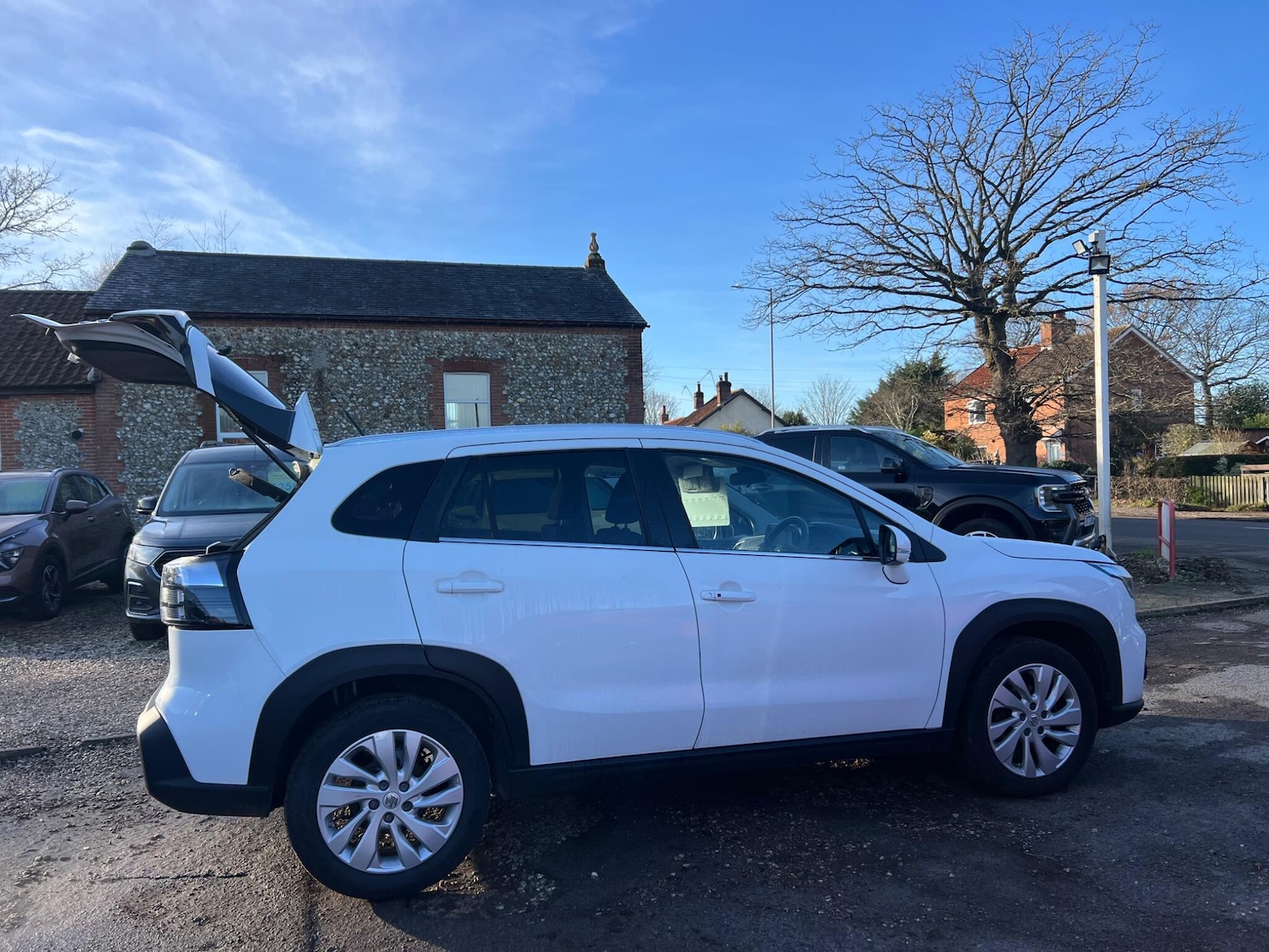 Used Suzuki SX4 S-Cross 2023 for sale - 76658549: Photo 21