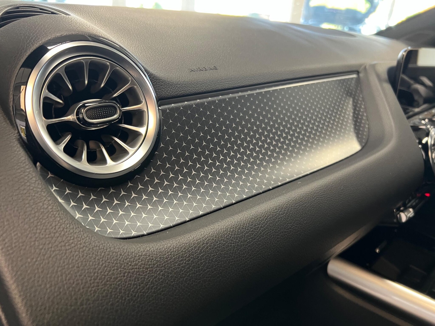 Used Mercedes-Benz EQA 2025 for sale - 76247126: Photo 11