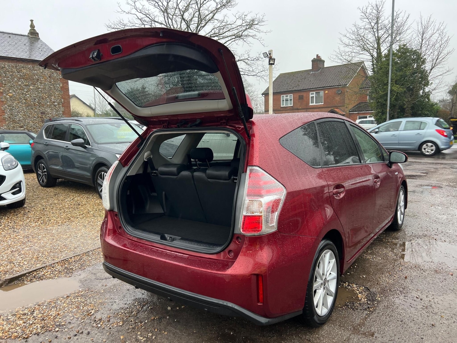 Used Toyota Prius+ 2020 for sale - 77468915: Photo 15