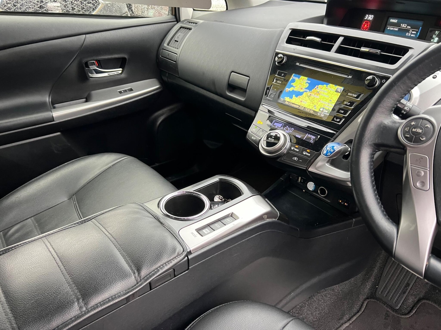 Used Toyota Prius+ 2020 for sale - 77468915: Photo 53