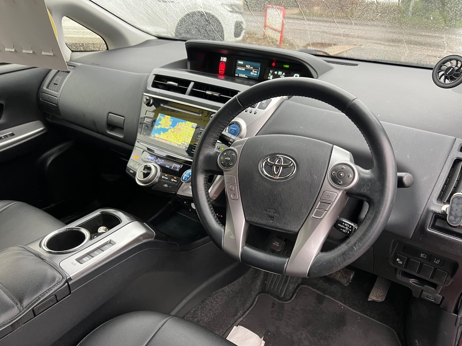 Used Toyota Prius+ 2020 for sale - 77468915: Photo 54