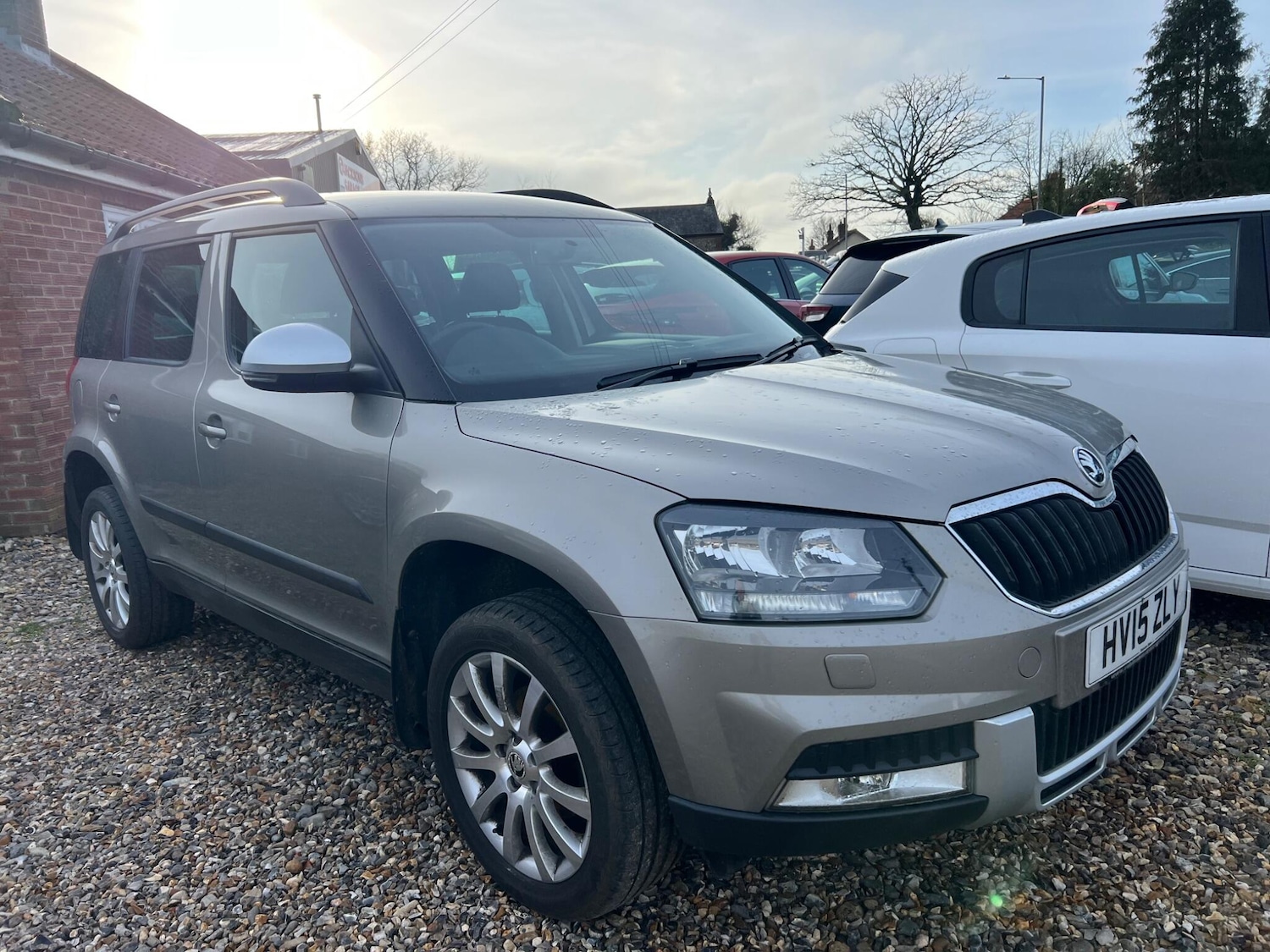 Used Skoda Yeti 2015 for sale - 77359208: Photo 4