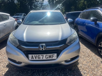 Used Honda HR-V 2017 for sale - 79188560: Photo