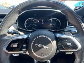 Used Jaguar F-Pace 2021 for sale - 74110551: Photo