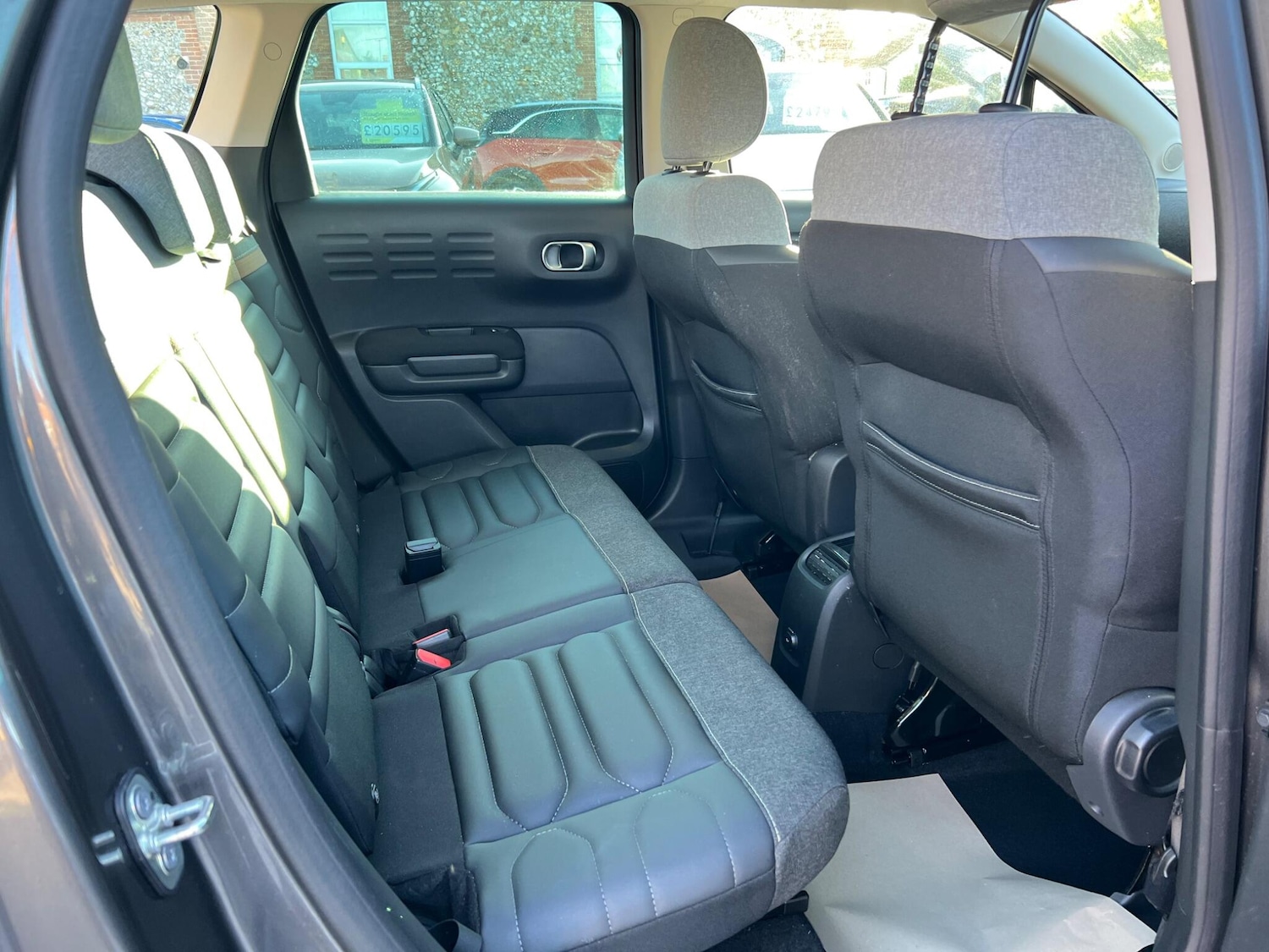 Used Citroen C3 Aircross 2023 for sale - 76988547: Photo 9