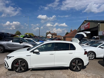 Used Volkswagen Golf 2023 for sale - 78335014: Photo