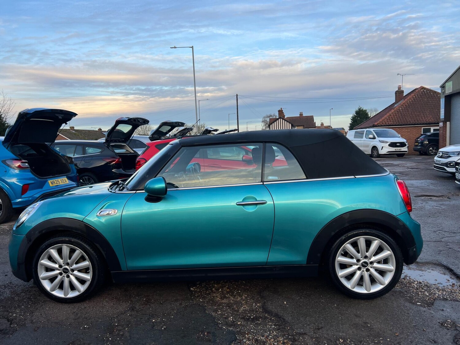 Used MINI Convertible 2017 for sale - 76771872: Photo 51