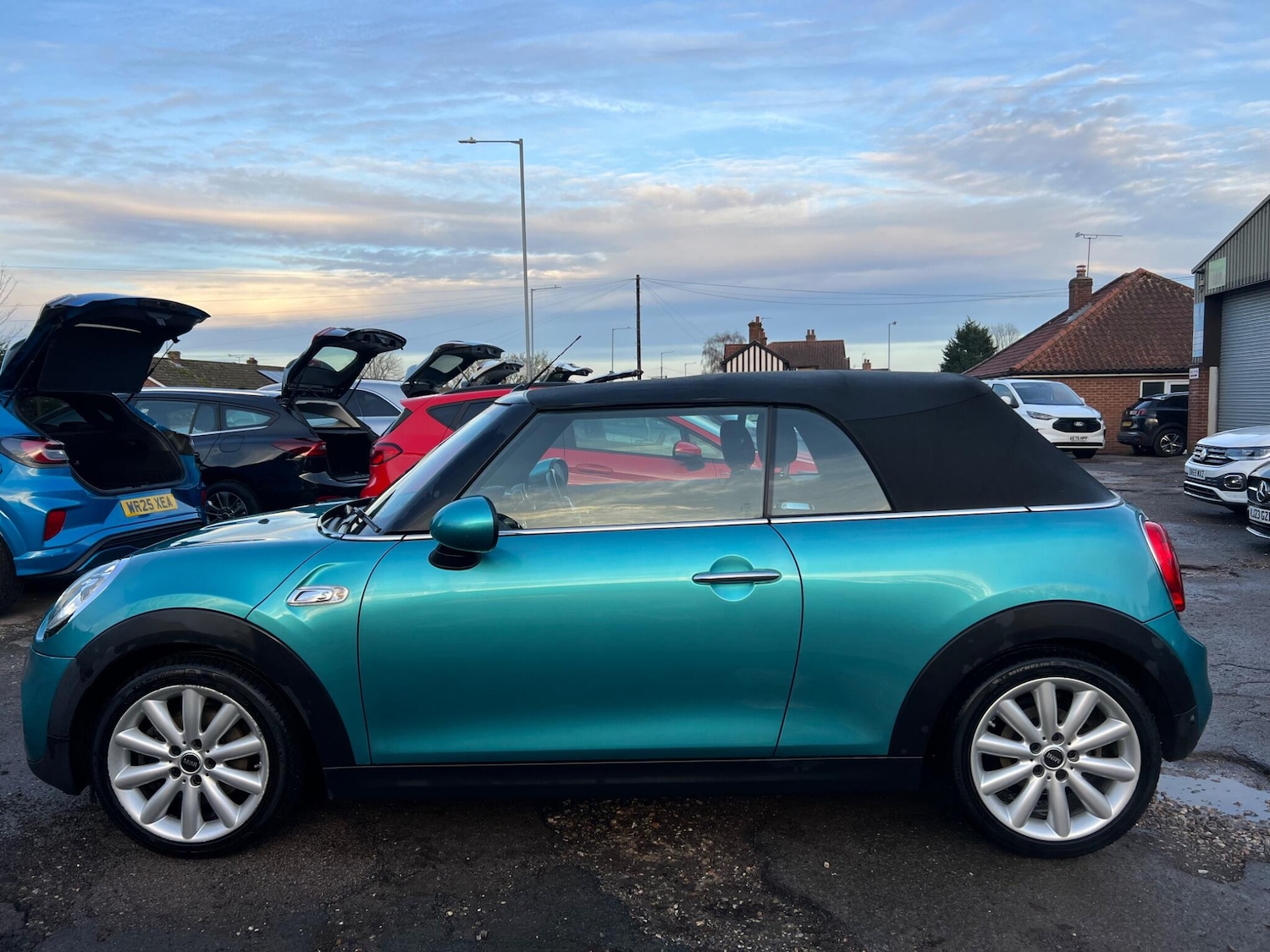 Used MINI Convertible 2017 for sale - 76771872: Photo 52
