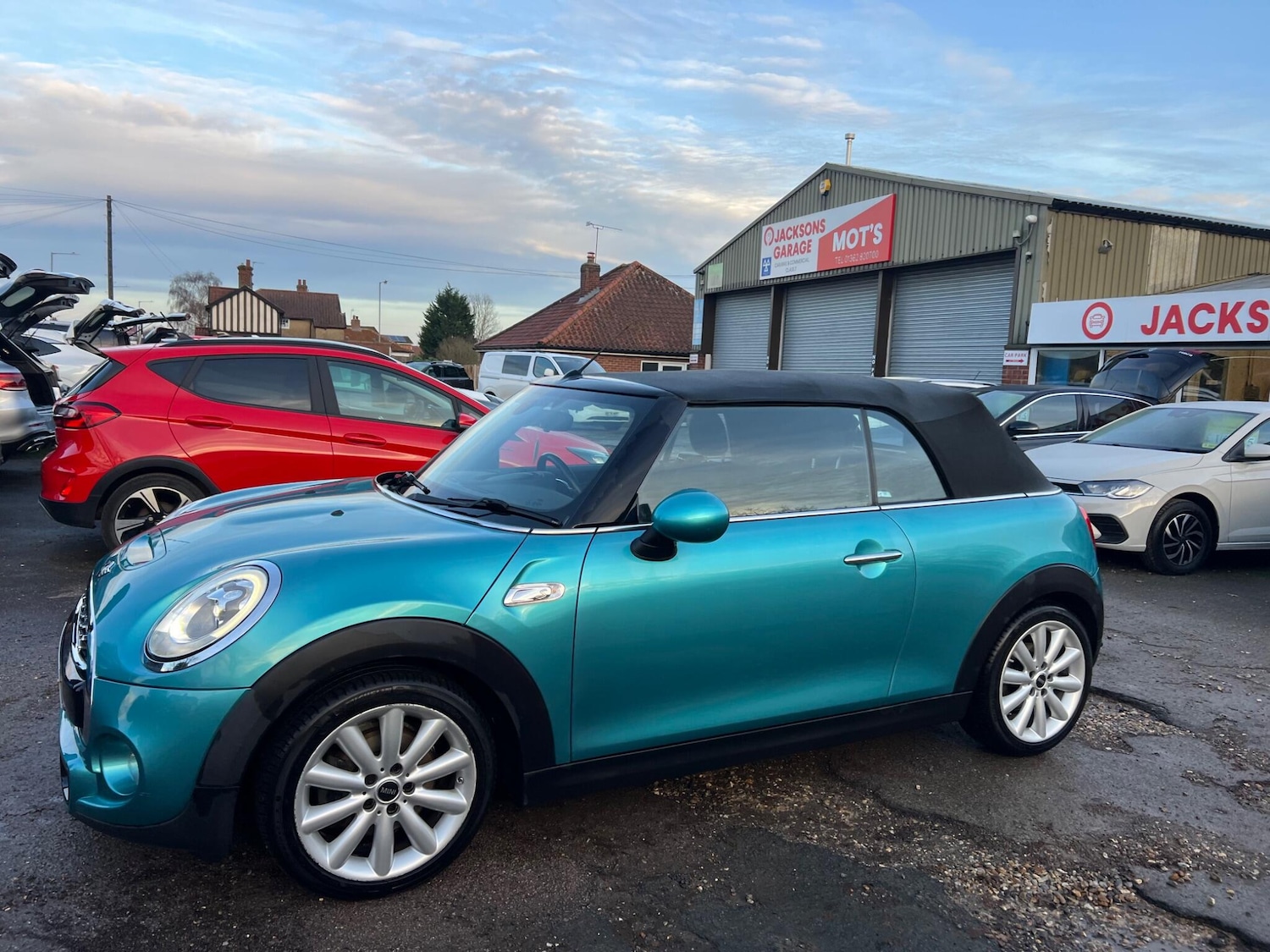 Used MINI Convertible 2017 for sale - 76771872: Photo 60