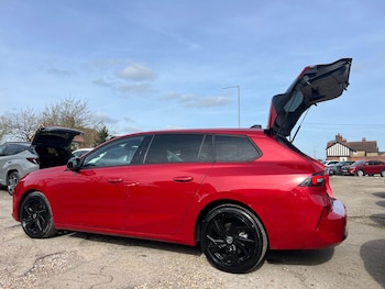 Used Vauxhall Astra 2024 for sale - 77969629: Photo