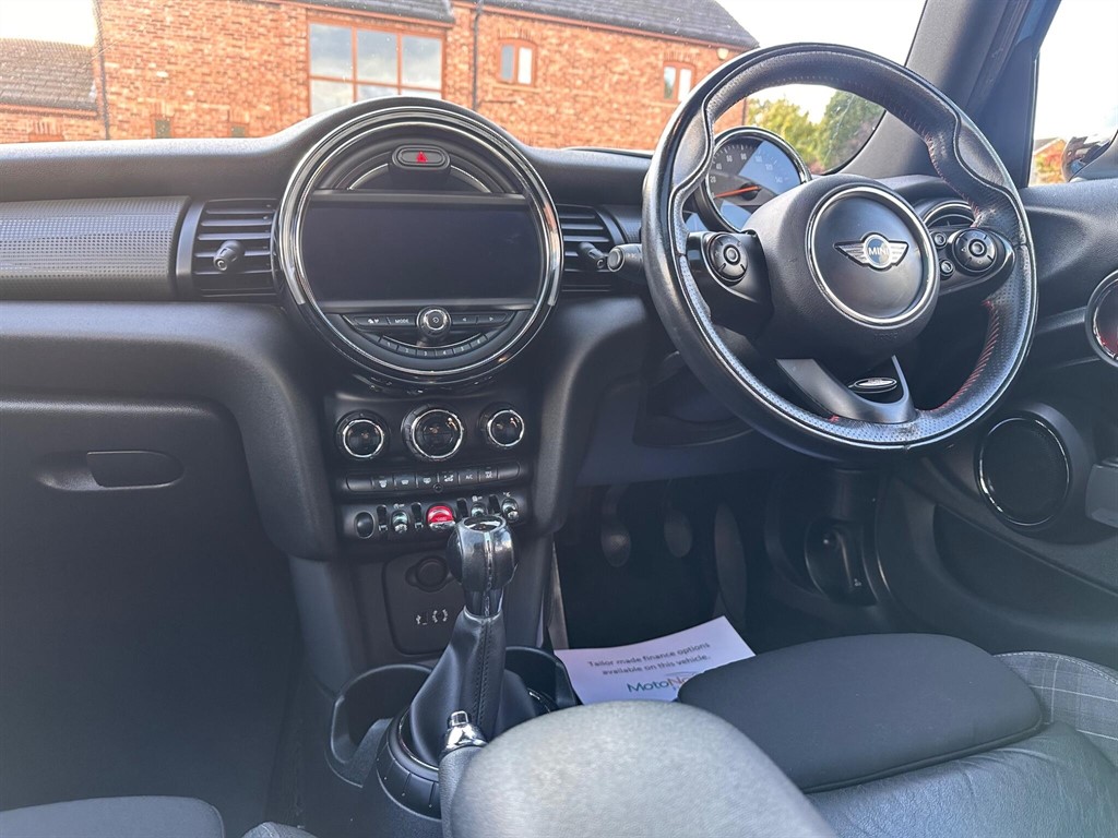 Used MINI Hatch 2014 for sale - 76452438: Photo 17