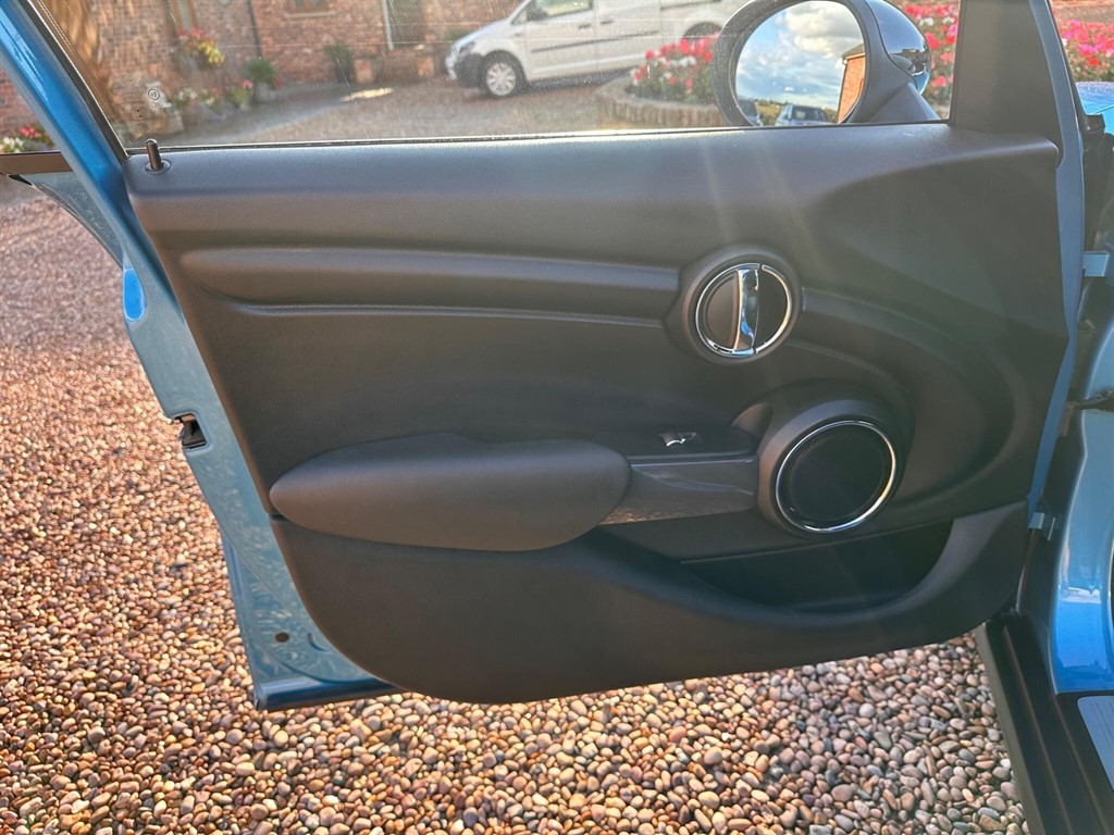 Used MINI Hatch 2014 for sale - 76452438: Photo 24