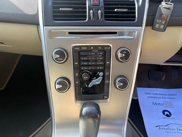 Used Volvo XC60 2011 for sale - 76217343: Photo 22