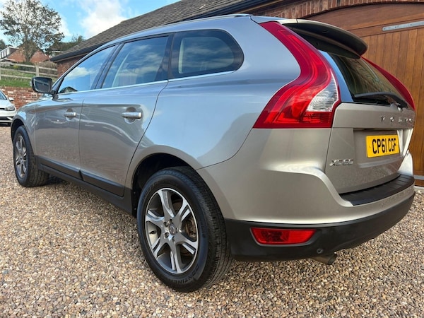 Used Volvo XC60 2011 for sale - 76217343: Photo 4