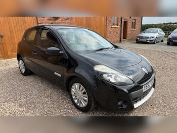 Used Renault Clio 2012 for sale - 79644400: Photo