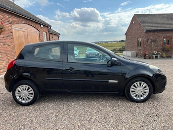 Used Renault Clio 2012 for sale - 79644400: Photo