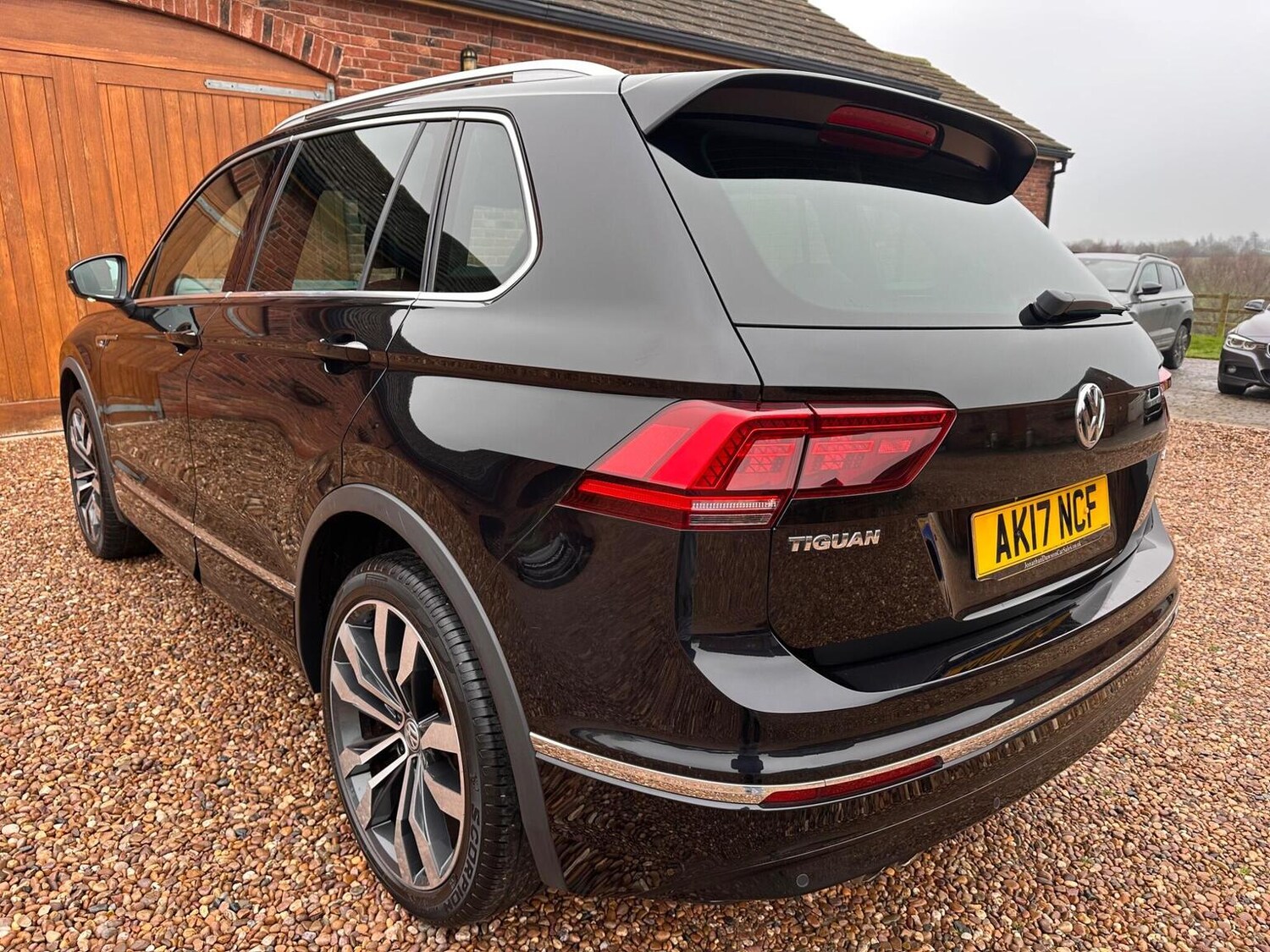 Used Volkswagen Tiguan 2017 for sale - 77638710: Photo 16
